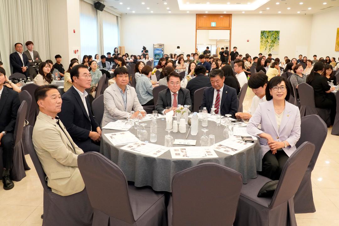 '제19회 사회복지사의날 기념 춘천시 사회복지사 한마음대회' 게시글의 사진(3) '2025-07-03 제19회 사회복지사의날 기념 춘천시 사회복지사 한마음대회 (1).jpg'
