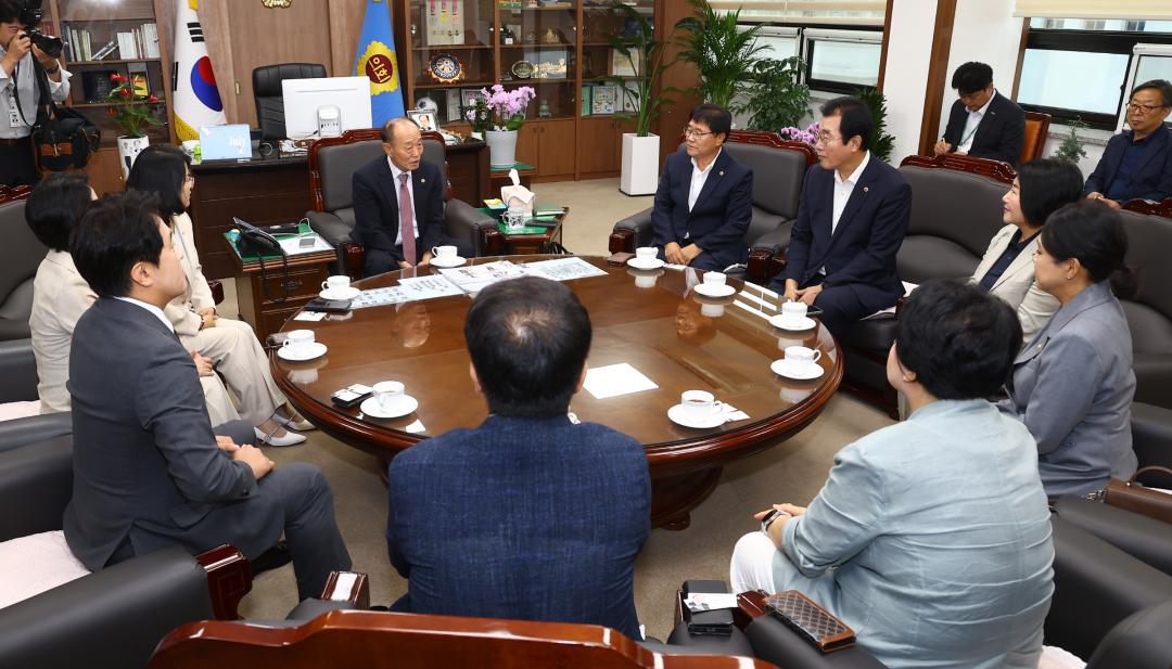 '강원특별자치도의회방문(춘천시의회)' 게시글의 사진(6) '2026-07-28 강원도의회방문(춘천시의회) (6).jpg'