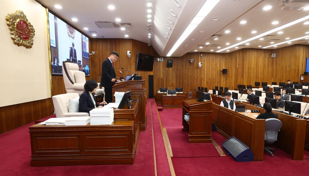 '제342회 제2차 예산결산특별위원회' 게시글의 사진(5) '2025-12-02 제342회 제2차 예산결산특별위원회 (5).jpg'