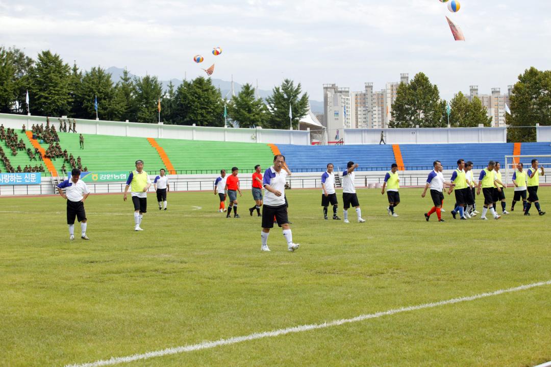'제10회 강원도 민관군 친선축구대회' 게시글의 사진(25) '2008-09-05 제10회 강원도 민관군 친선축구대회 (25).jpg'