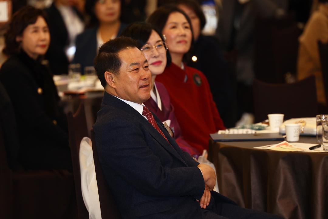 '2026 강원여성 신년인사회' 게시글의 사진(20) '2026-01-06 2026 강원여성 신년인사회 (21).jpg'