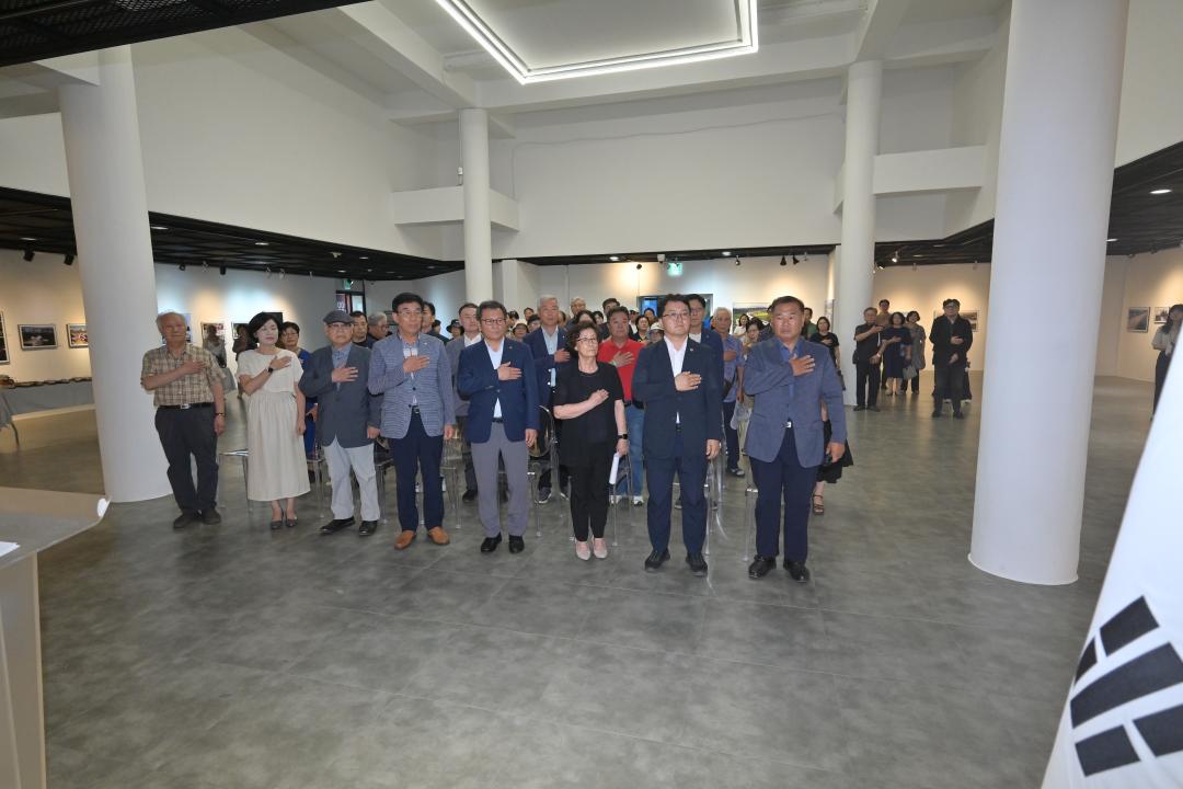 '강릉시 승격 70주년 기념사진전' 게시글의 사진(3) '2025-08-27 강릉시 승격 70주년 기념사진전 (3).jpg'