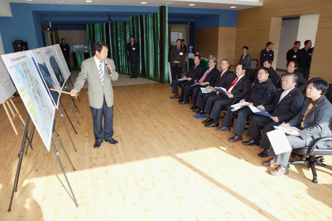 '동계올림픽 관련시설 준비상황 현지확인' 게시글의 사진(5) '2006-11-21 동계올림픽 관련시설 준비상황 현지확인 (5).jpg'