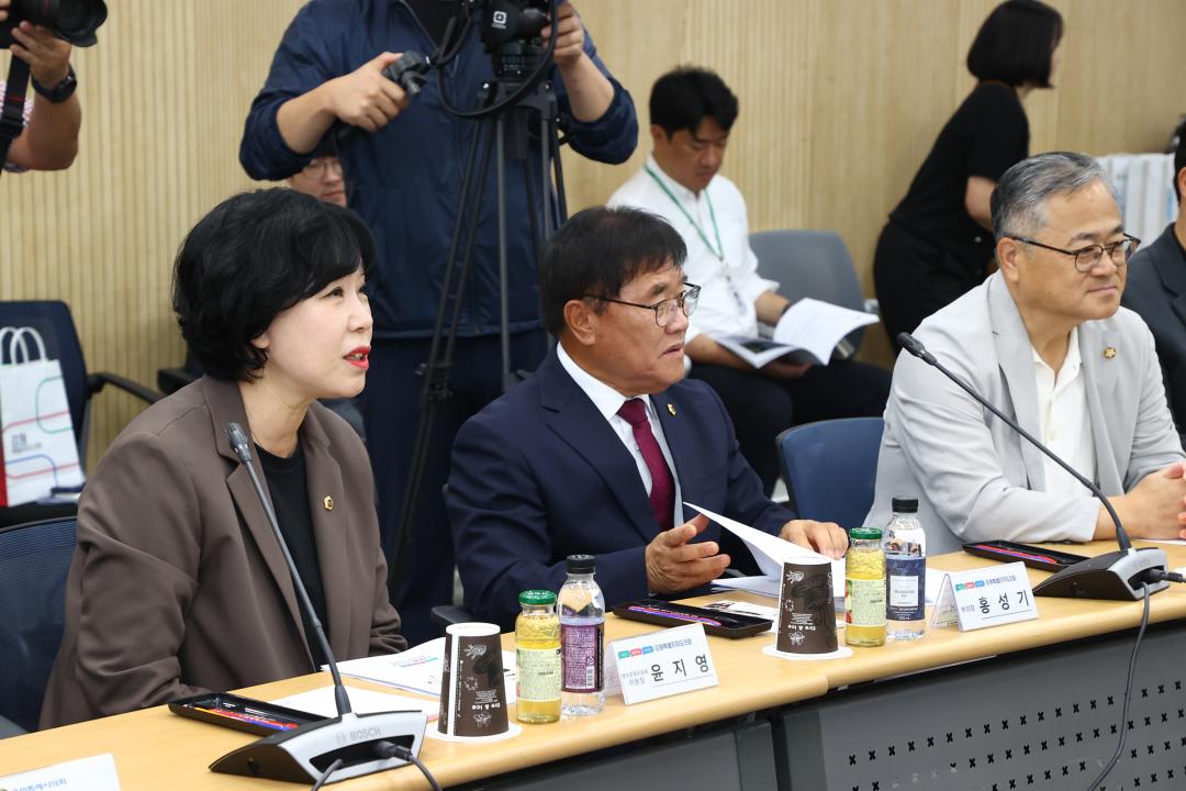 '용인특례시의회 의원연구단체(스마트행정연구회,컬처노믹스III) 내방' 게시글의 사진(22) '2029-09-29 용인특례시의회 의원연구단체(스마트행정연구회,컬처노믹스III) 내방 (21).jpg'