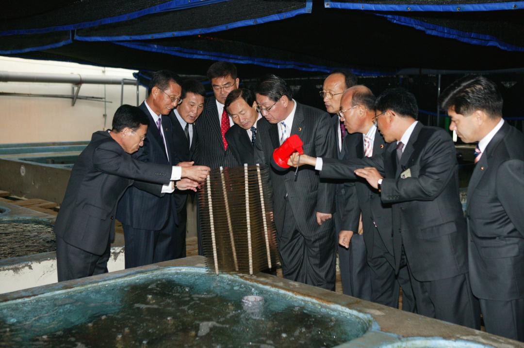 '수산자원연구소 현지 행정사무감사' 게시글의 사진(26) '2006-11-23 수산자원연구소 현지 행정사무감사 (26).jpg'