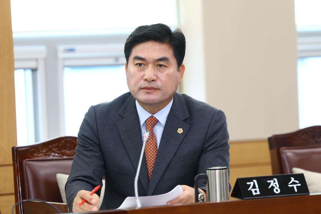 '2025년도 농림수산위원회 행정사무감사(산림환경국)' 게시글의 사진(22) '2025-11-07 2025년도 농림수산위원회 행정사무감사(산림환경국) (22).jpg'