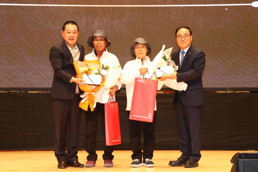 '제21회 강원특별자치도 어르신 생활체육대회' 게시글의 사진(24) '2026-04-15 제21회 강원특별자치도 어르신 생활체육대회 (44).jpg'