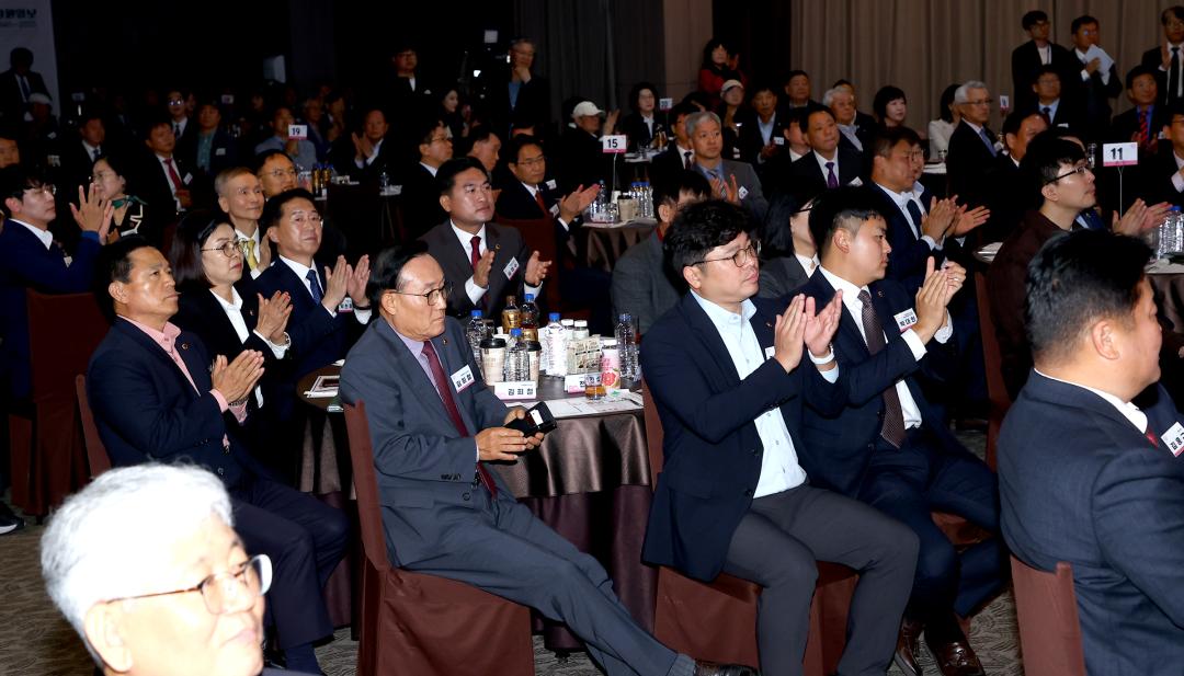 '강원일보 창간 80주년 기념식' 게시글의 사진(10) '2025-10-24 강원일보 창간 80주년 기념식 (11).jpg'