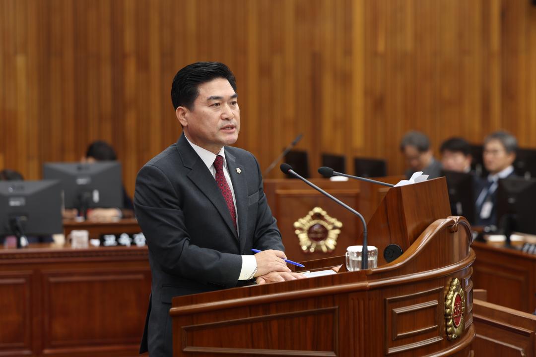 '제335회 제4차 본회의(제1차 도정 및 교육행정에 관한 질문)' 게시글의 사진(50) '2025-03-13 제335회 제4차 본회의(제1차 도정 및 교육행정에 관한 질문) (50) 김정수의원.jpg'