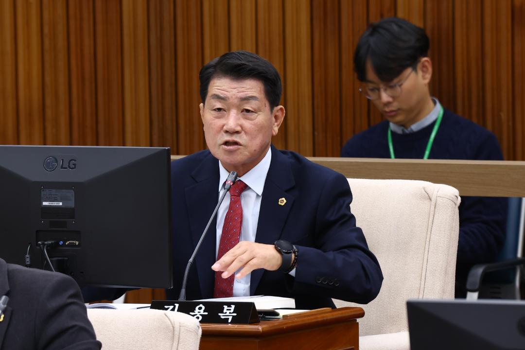 '제342회 제1차 예산결산특별위원회' 게시글의 사진(42) '2025-12-01 제342회 제1차 예산결산특별위원회 (43).jpg'