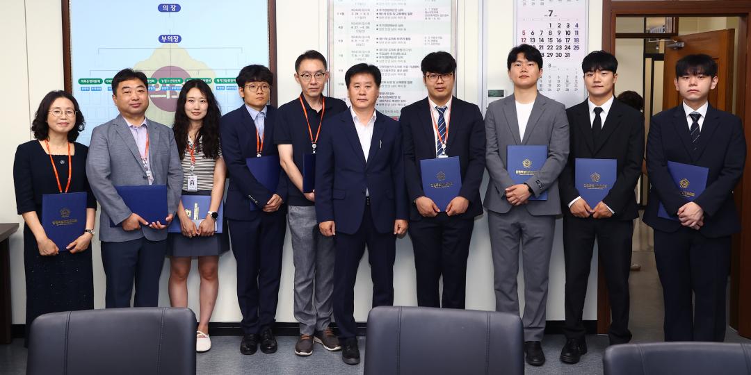'강원특별자치도의회 인사발령장 전달식' 게시글의 사진(22) '2026-07-01 강원특별자치도의회 인사발령장 전달식 (22).jpg'