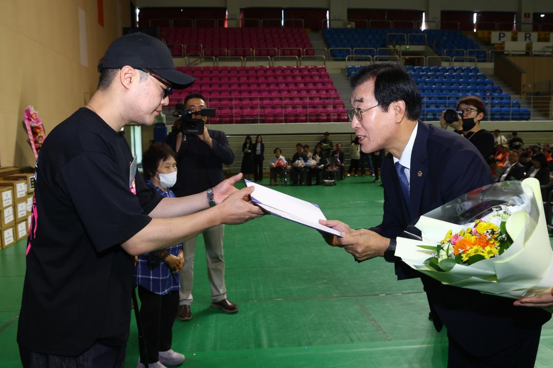 '제47회 흰지팡이의날 기념 강원특별자치도 시각장애인복지대회' 게시글의 사진(20) '2026-10-01 제47회 흰지팡이의날 기념 강원특별자치도 시각장애인복지대회 (20).jpg'