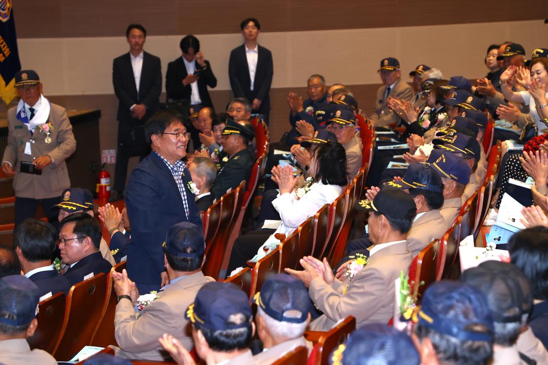 '제3회 해외파병용사의 날 기념식' 게시글의 사진(14) '2025-05-27 제3회 해외파병용사의 날 기념식 (14).jpg'