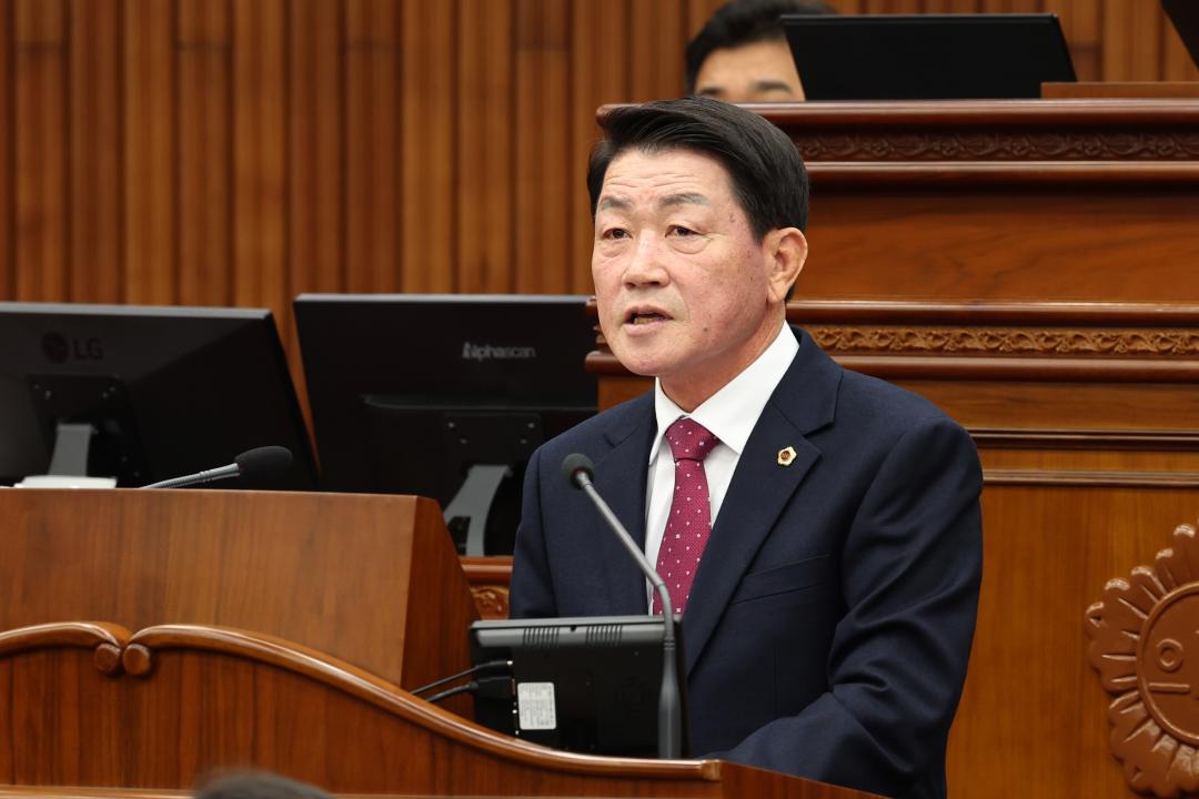 '제335회 제5차 본회의' 게시글의 사진(84) '2025-03-14 제335회 제5차 본회의 (84) 5분자유발언 김용복의원.jpg'