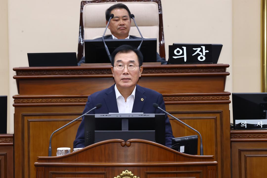 '제338회 제5차 본회의' 게시글의 사진(46) '2025-06-20 제338회 제5차 본회의 (46) 5분자유발언 정재웅의원.jpg'