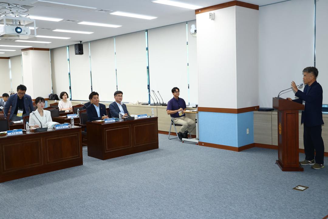 '강원특별자치도의회 미래 모빌리티 특별위원회(2026 ITS 세계총회 개최 관련 세미나 및 MOU체결)' 게시글의 사진(9) '2025-07-18 강원특별자치도의회 미래모빌리티특별위원회(2026 ITS 세계총회 개최 관련 세미나 및 MOU체결) (9).jpg'