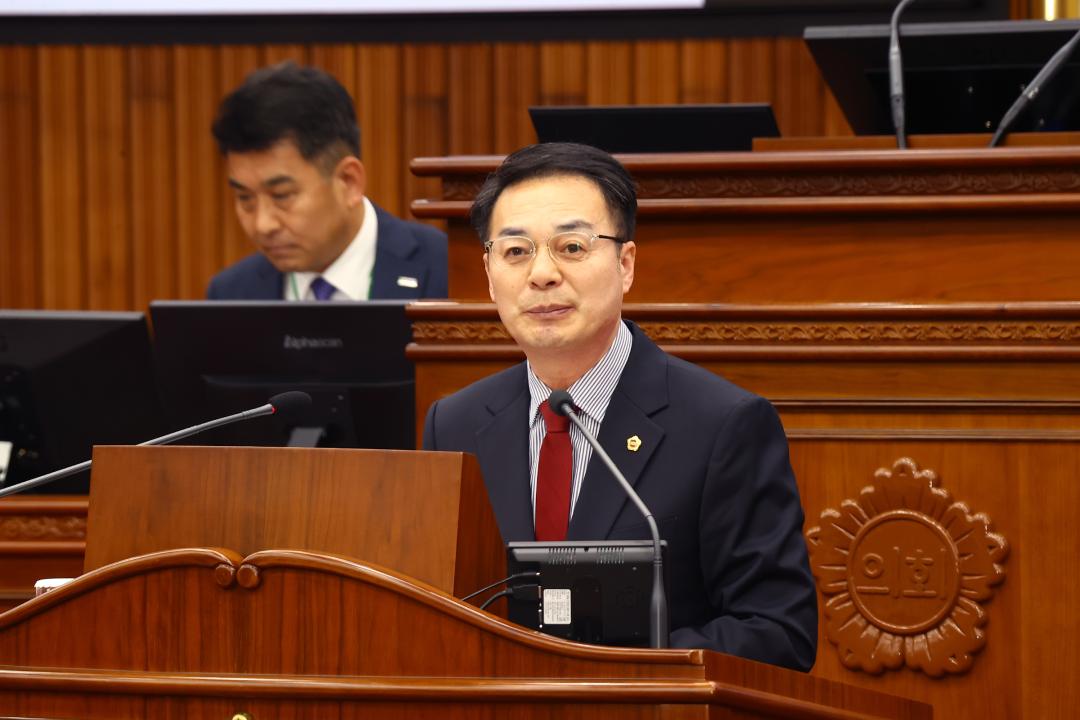 '제335회 제1차 본회의' 게시글의 사진(29) '2025-03-05 제335회 제1차 본회의 (29) 5분자유발언 강정호의원.jpg'