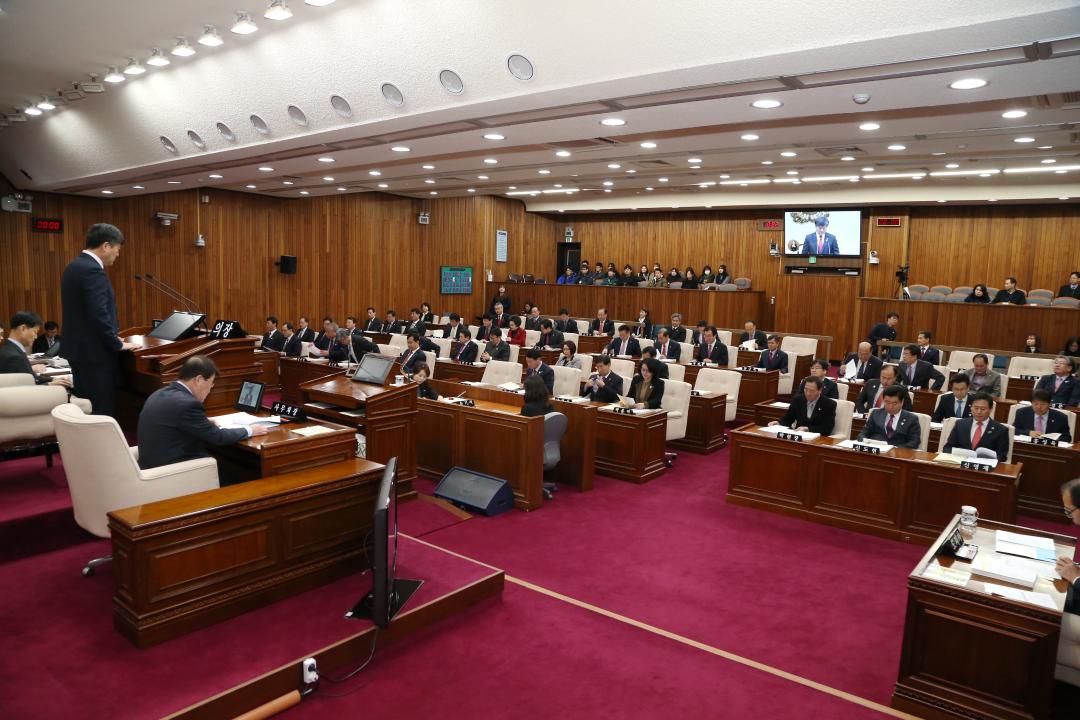 '제261회 제2차 본회의' 게시글의 사진(1) '2017-02-15 제261회 제2차 본회의 (1).JPG'