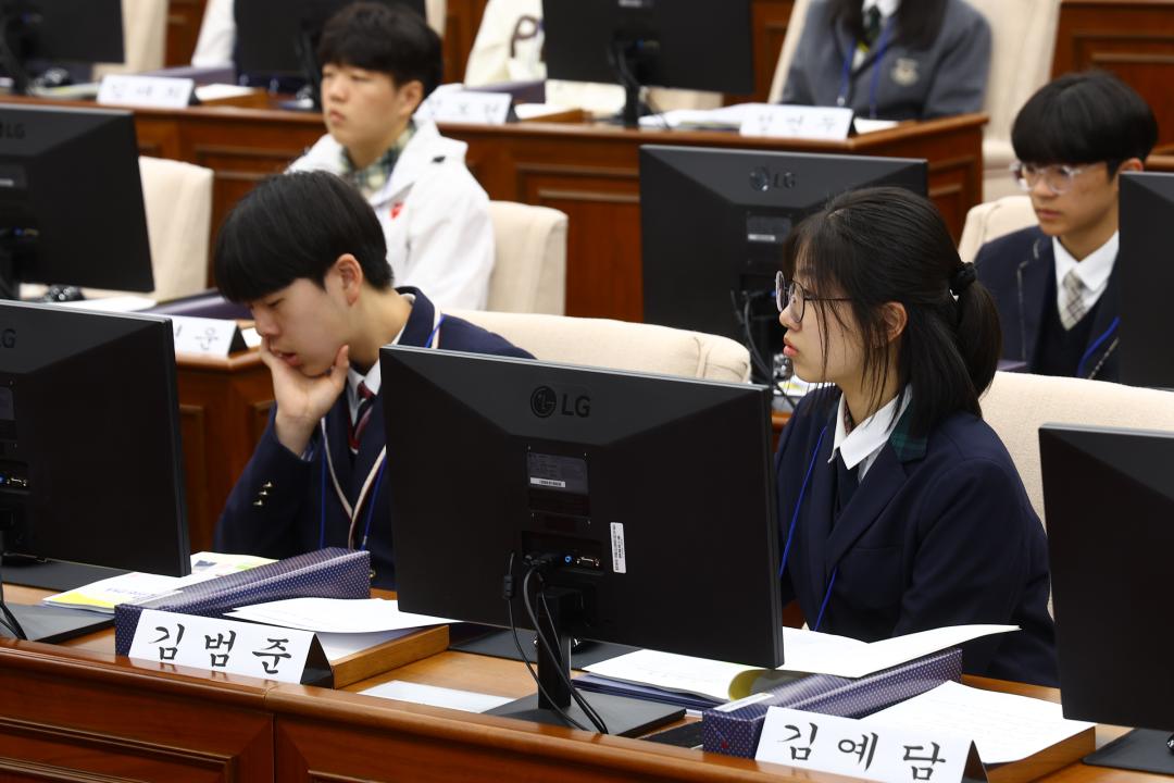 '2026 강원 청소년도의회' 게시글의 사진(170) '2026-04-10 2026 강원 청소년도의회 (170).jpg'