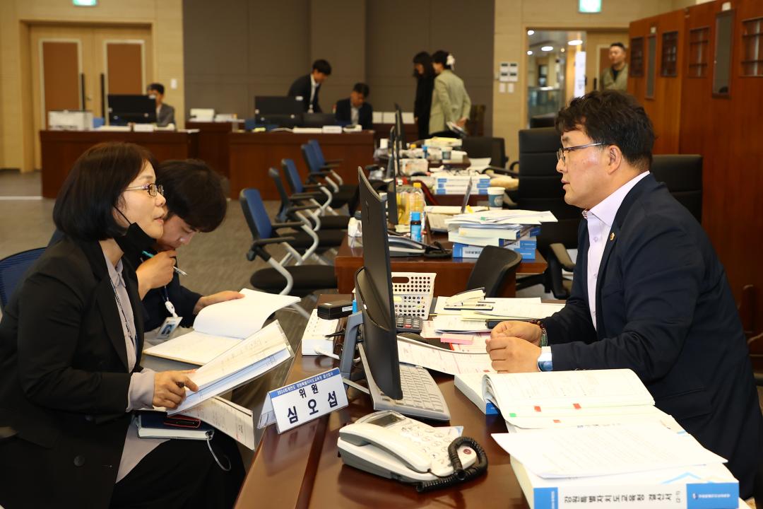 '2024회계년도 결산검사장' 게시글의 사진(19) '2025-04-29 2024회계년도 결산검사장 (19).jpg'