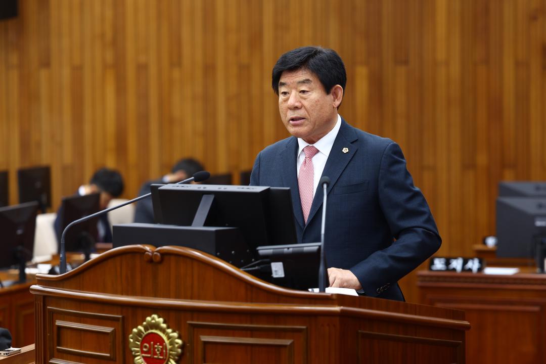 '제344회 제2차 본회의(2026년도 제1회 도정 및 교육행정에 관한 질문)' 게시글의 사진(90) '2026-04-02 제344회 제2차본회의(2026년도 제1회 도정 및 교육행정에 관한 질문) (94) 김기철 의원.jpg'