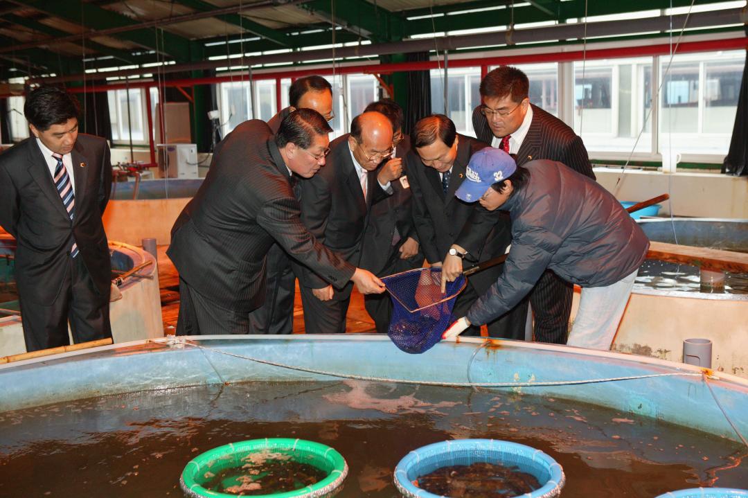 '수산자원연구소 현지 행정사무감사' 게시글의 사진(43) '2006-11-23 수산자원연구소 현지 행정사무감사 (43).jpg'