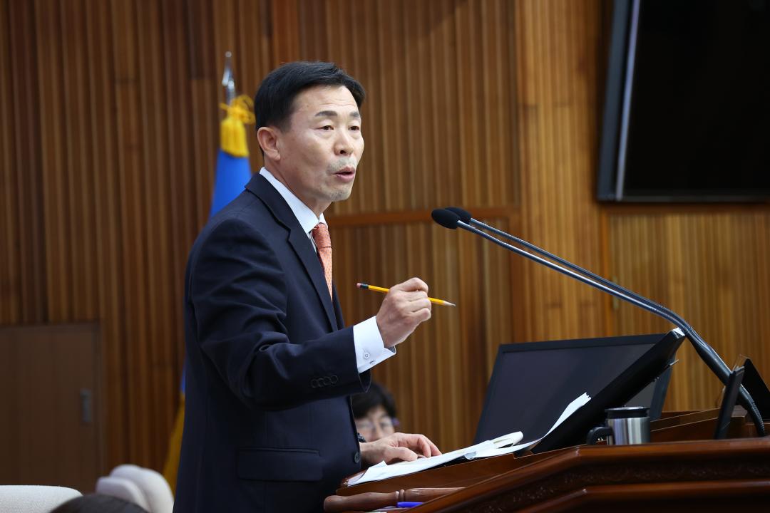 '제333회 제7차 예산결산특별위원회' 게시글의 사진(16) '2024-12-10 제333회 제7차 예산결산특별위원회 (18).jpg'
