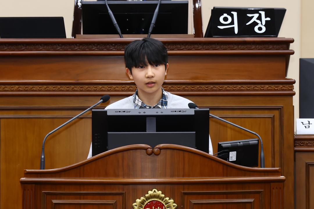 '2026 강원 청소년도의회' 게시글의 사진(40) '2026-04-10 2026 강원 청소년도의회 (39).jpg'