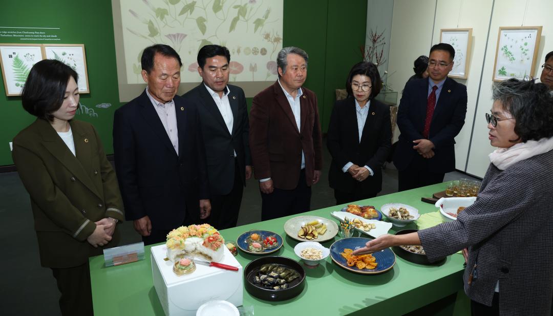 '제333회 농림수산위원회 현지시찰(산림과학연구원)' 게시글의 사진(51) '2024-11-14 제333회 농림수산위원회 현지시찰(산림과학연구원) (52).jpg'