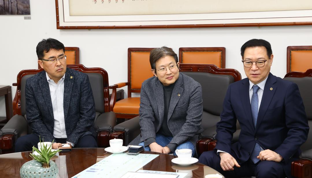 '대한스키협회 임원 간담회' 게시글의 사진(5) '2025-03-13 대한스키협회 임원 간담회 (5).jpg'