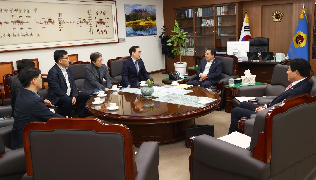 '대한스키협회 임원 간담회' 게시글의 사진(1) '2025-03-13 대한스키협회 임원 간담회 (1).jpg'