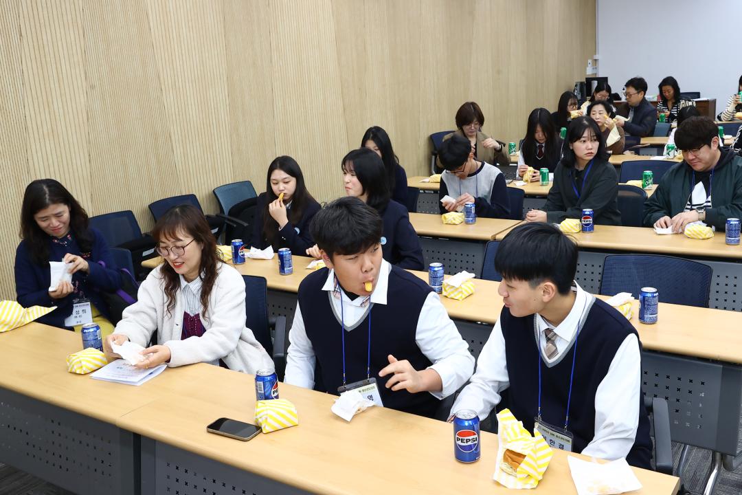 '2025 강원 청소년도의회' 게시글의 사진(31) '2025-04-11 2025 강원 청소년도의회 (32).jpg'