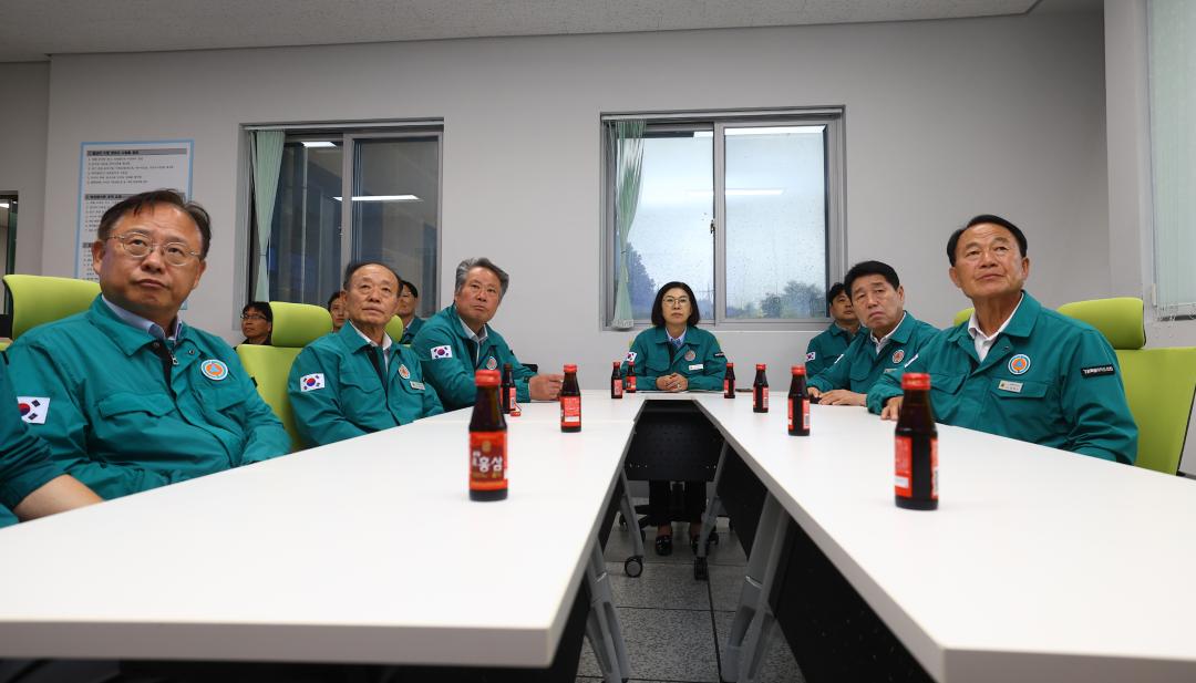 '제340회 농림수산위원회 현지시찰' 게시글의 사진(11) '2025-09-17 제340회 농림수산위원회 현지시찰 (11).jpg'