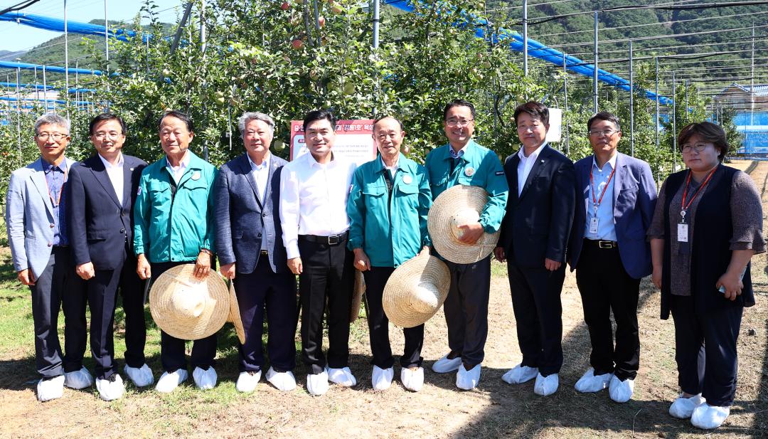 '제340회 농림수산위원회 현지시찰' 게시글의 사진(39) '2025-09-11 제340회 농림수산위원회 현지시찰(농업기술원,해피초원목장) (44).jpg'