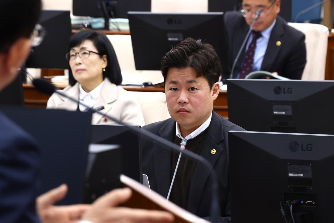 '제342회 제1차 예산결산특별위원회' 게시글의 사진(37) '2025-12-01 제342회 제1차 예산결산특별위원회 (38).jpg'