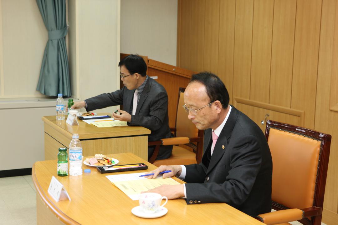 '208회 농림수산위원회 현지시찰' 게시글의 사진(17) '2011-03-16 208회 농림수산위원회 현지시찰 (17).jpg'