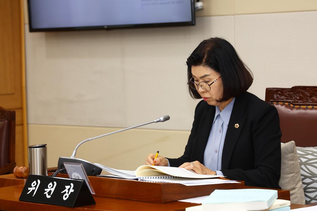 '제342회 제2차 농림수산위원회' 게시글의 사진(5) '2025-11-20 제342회 제2차 농림수산위원회 (5).jpg'