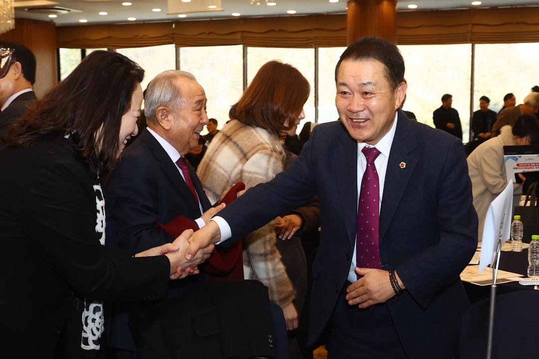 '강원특별자치도 문화예술인 신년교례회, 강원일보 신춘문예 시상식' 게시글의 사진(5) '2026-01-14 강원특별자치도 문화예술인 신년교례회, 강원일보 신춘문예 시상식 (5).jpg'