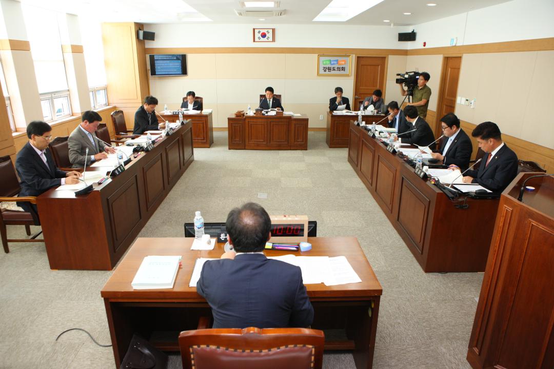 '제248회 제3차 농림수산위원회' 게시글의 사진(10) '2015-09-14 제248회 제3차 농림수산위원회 (10).jpg'