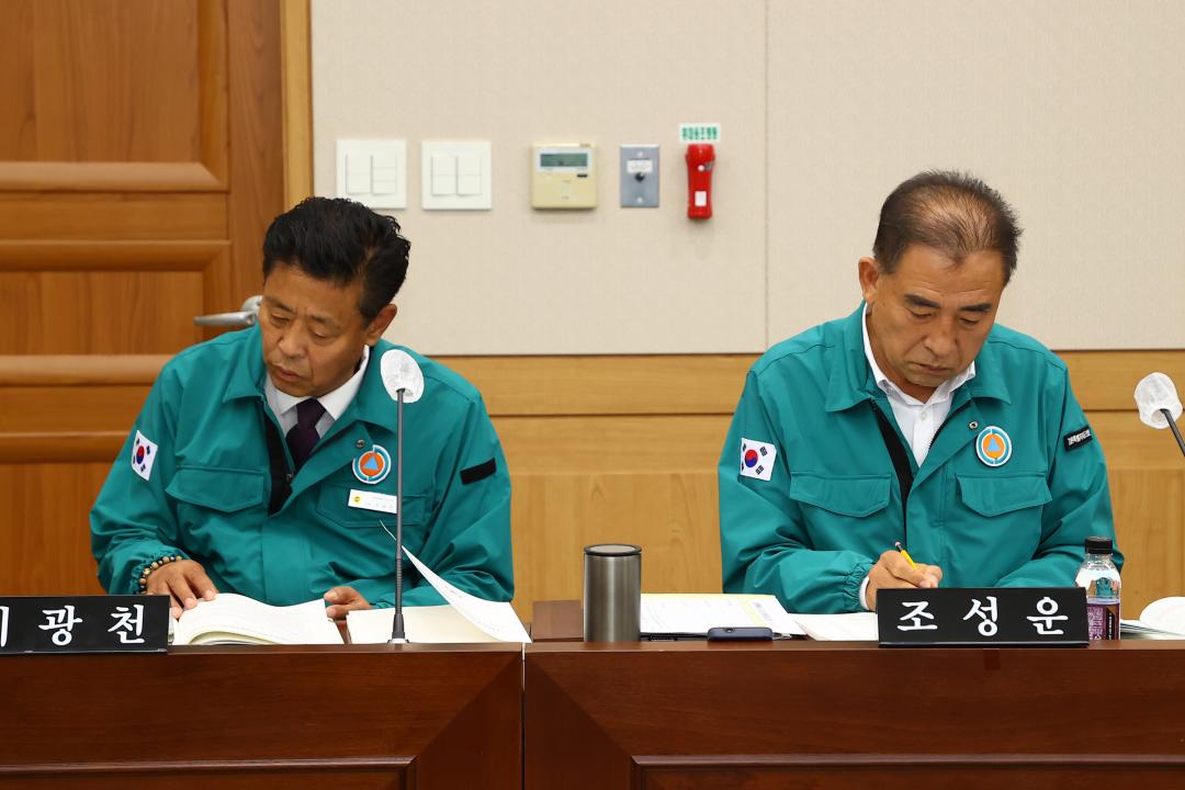 '제340회 제2차 강원개발공사 사장 인사청문특별위원회' 게시글의 사진(18) '2025-09-17 제340회 제2차 강원개발공사 사장 인사청문특별위원회 (18).jpg'