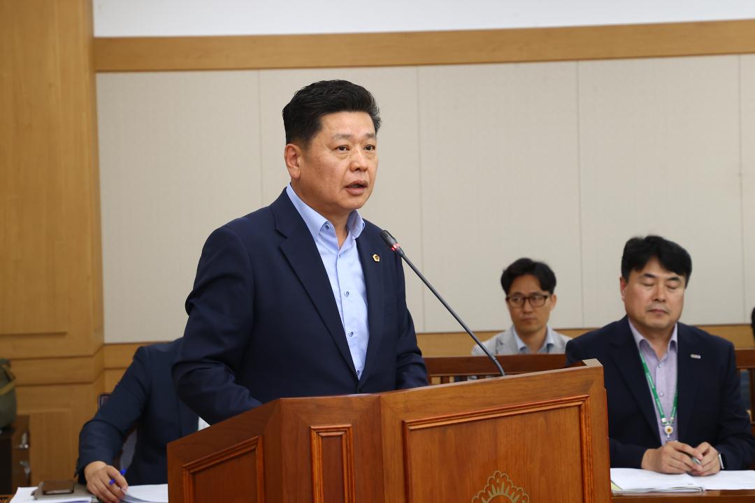 '제347회 제1차 의회운영위원회' 게시글의 사진(13) '2026-07-07 제347회 제1차 의회운영위원회 (13).jpg'
