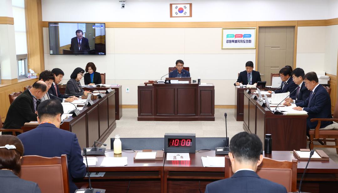 '제342회 제1차 안전건설위원회(2025년도 행정사무감사(자치경찰위원회))' 게시글의 사진(14) '2025-11-05 제342회 제1차 안전건설위원회(2025년도 행정사무감사(자치경찰위원회)) (14).jpg'