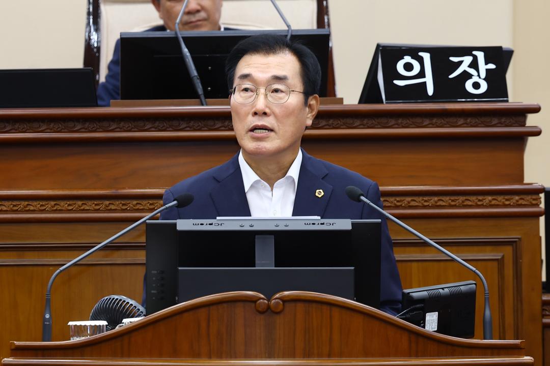 '제339회 제1차 본회의' 게시글의 사진(53) '2025-07-08 제339회 제1차 본회의 (53) 5분 자유발언 정재웅의원.jpg'