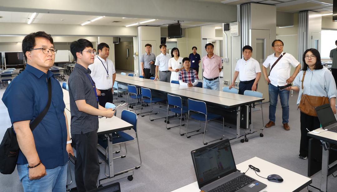 '강원특별자치도의회 한일국제교류협회 2025년 일본 돗토리현 방문' 게시글의 사진(55) '2025-07-30 강원특별자치도의회 한일국제교류협회 2025년 일본 돗토리현 방문 (99)_04_돗토리현청 재해오퍼레이션실 시찰.jpg'