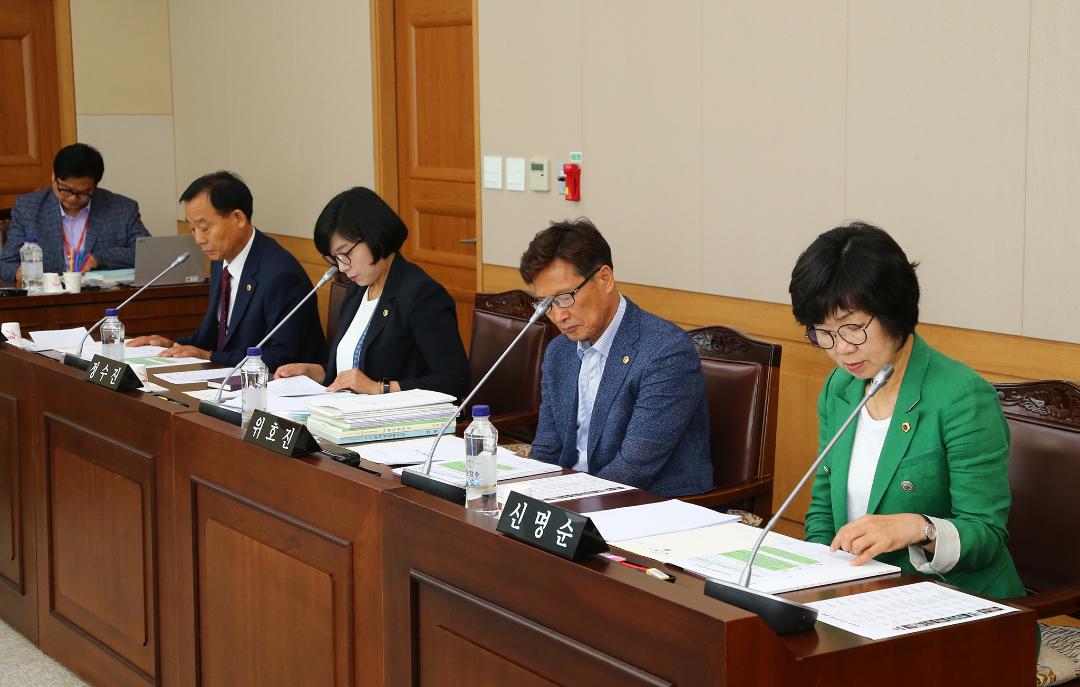 '제283회 제1차 농림수산위원회' 게시글의 사진(6) '2019-07-04 제283회 제1차 농림수산위원회 (6).jpg'