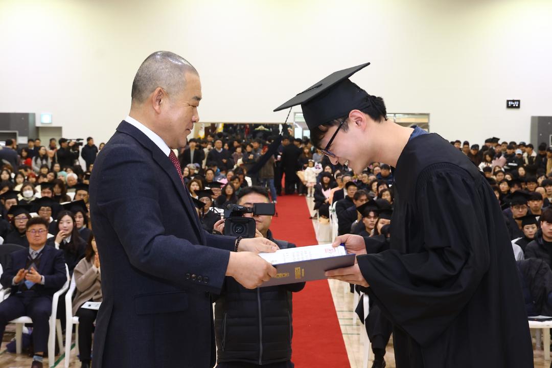 '제27회 강원도립대학교 학위수여식' 게시글의 사진(23) '2026-02-13 제27회 강원도립대학교 학위수여식 (23).jpg'
