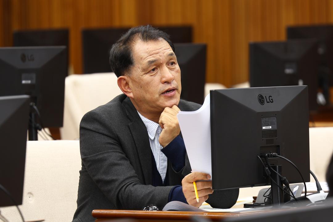 '제342회 제3차 예산결산특별위원회' 게시글의 사진(18) '2025-12-03 제342회 제3차 예산결산특별위원회 (19).jpg'