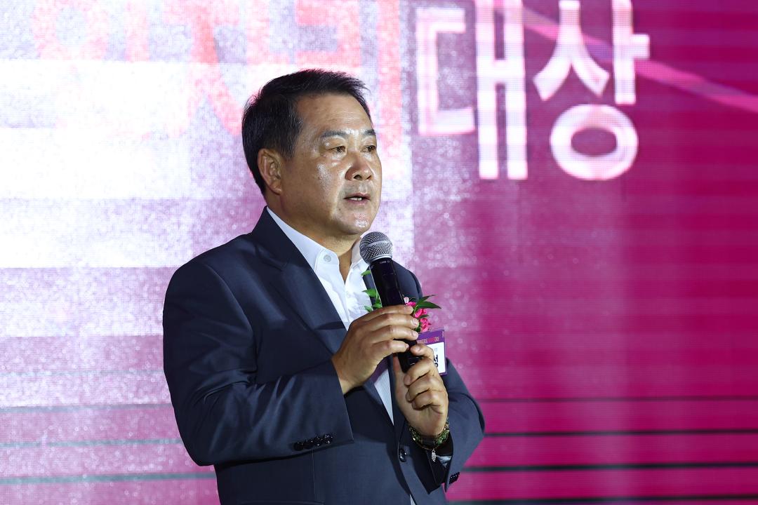 '제7회 강원특별자치도 일자리대상 시상식' 게시글의 사진(11) '2025-06-24 제7회 강원특별자치도 일자리대상 (11).jpg'
