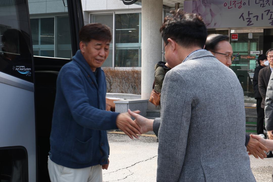 '제335회 기획행정위원회 공유재산관리계획안 현지 확인' 게시글의 사진(2) '2025-03-06 제335회 기획행정위원회 공유재산관리계획안 현지 확인(영월, 원주) (2).jpg'