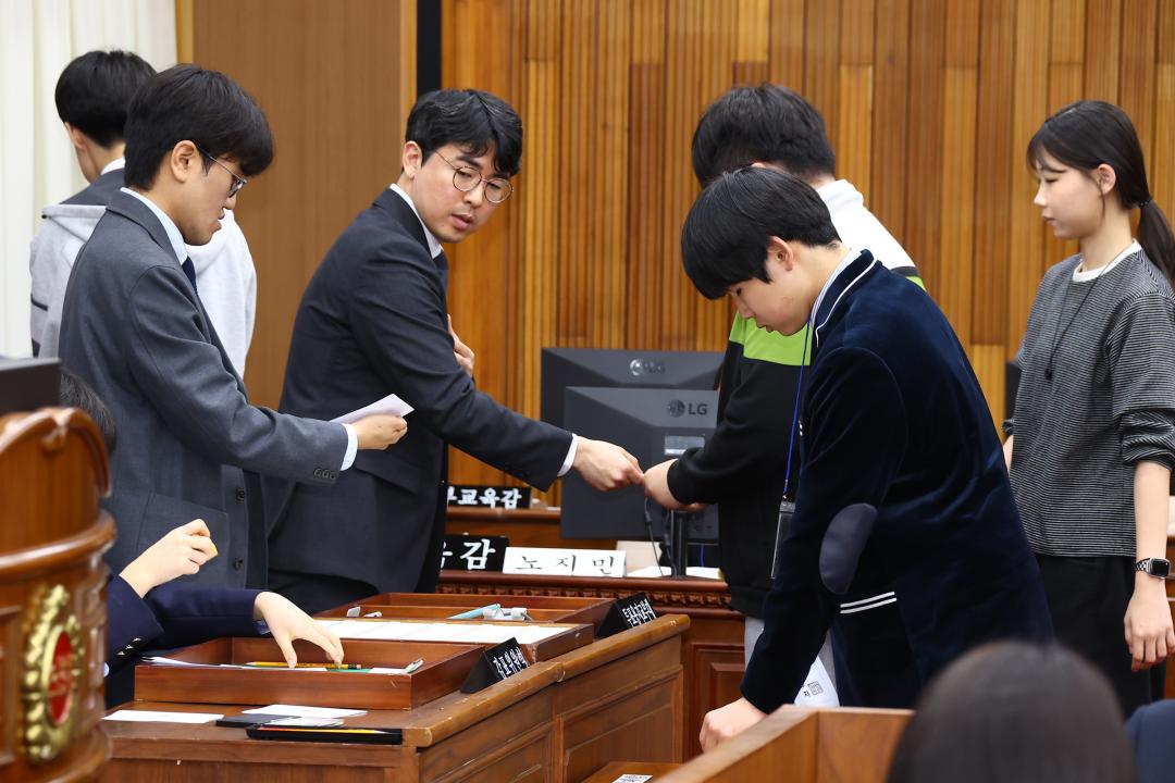 '2026 강원 청소년도의회' 게시글의 사진(69) '2026-04-10 2026 강원 청소년도의회 (68).jpg'